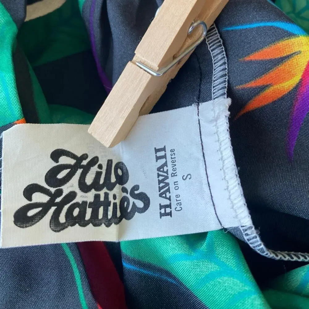 Vintage 70s Hilo Hattie's Muumuu Kaftan Dress Black Birds of Paradise Size Small